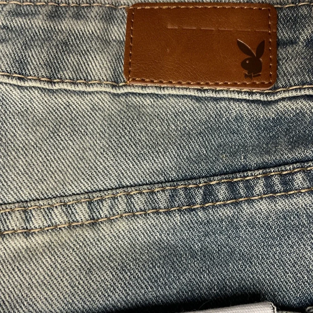 Playboy PacSun Distressed Stars & Bunny Patched Wide-Leg Denim Pants Size 28 NWT
